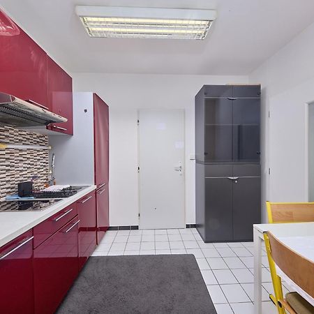 Destiny Apartment Bratislava Esterno foto